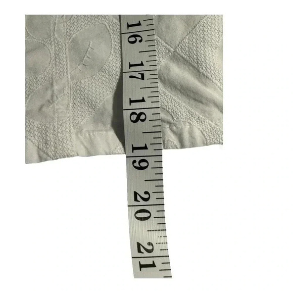 NEW Madewell Women’s Size 00 Eyelet White 
Darted V-Neck Top in‎ Floral NWT - Picture 6 of 8